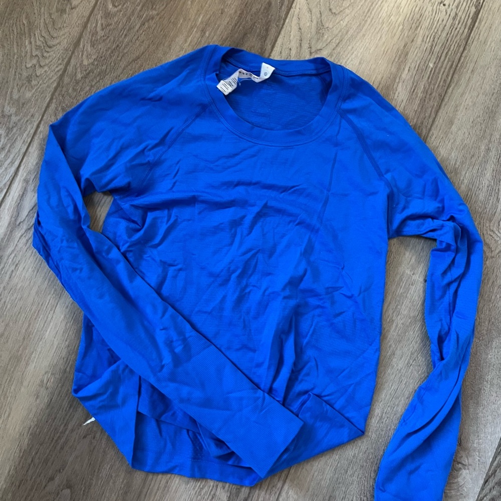 Poolside Lululemon Long Sleeve Swiftley